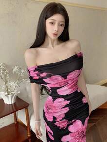 Modelyn 女士碎花印花露肩褶皱腰身优雅连衣裙，适合婚礼、约会等场合 - 黑色 - 查看 5