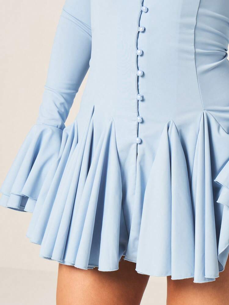 MISSGUIDED Robe mini en jersey à boutons avec manches évasées volantées et détail d'ourlet à volants pour occasions spéciales