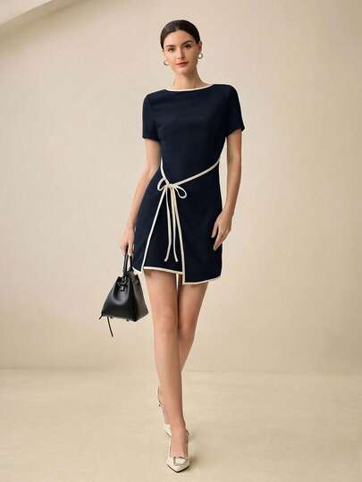 BizChic 春夏新款白色纹理针织撞色滚边系带蝴蝶结连衣裙，夏季百搭叠穿单品