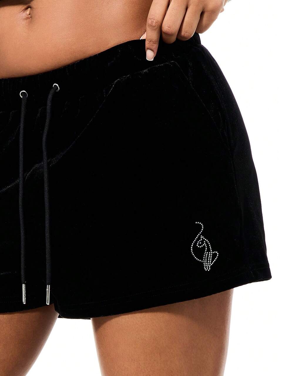 BABYPHAT Shorts de Veludo com Detalhe de Texto de Strass, Cintura Elástica Confortável com Cordão, Comprimento Até a Metade da Coxa, Casual