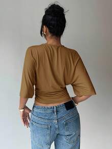 Aloruh Women's Solid Color Minimalist Short Sleeve T-Shirt - Rust Brown - View 2