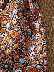 SHEIN Genkimix Kids Youngirl 夏季砖红色休闲百搭街头风罗纹数码印花无袖圆领背心搭配松紧腰宽松短裤套装，含腰带，适合户外购物 - 棕色 - 查看 4