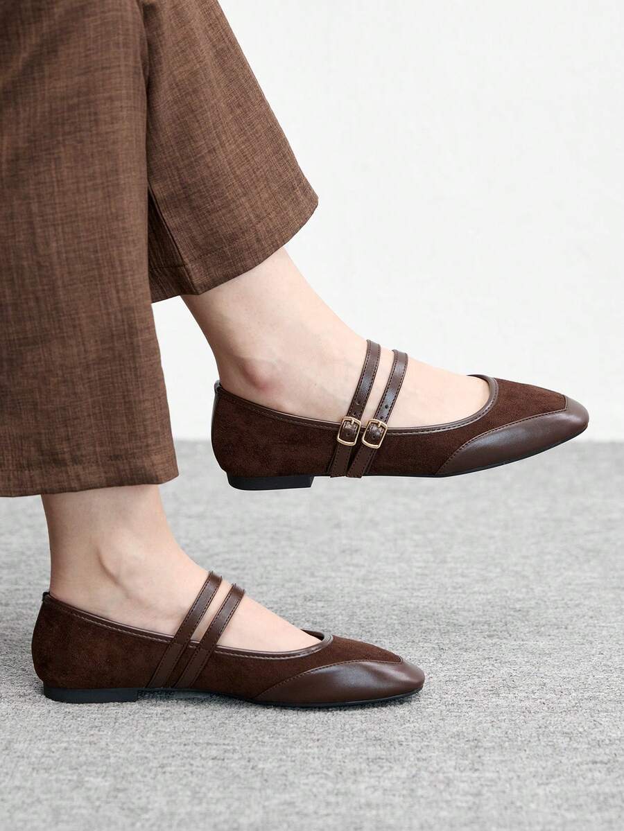 CUCCOO BIZCHIC Sepatu Flat Kasual Serbaguna Wanita dengan Desain Gesper, Cocok untuk Hari Valentine dan Musim Semi. - Coffee Brown - View 1