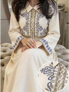 Al Najma 女士刺绣系带喇叭袖优雅阿拉伯风格连衣裙 - 杏色 - 查看 2