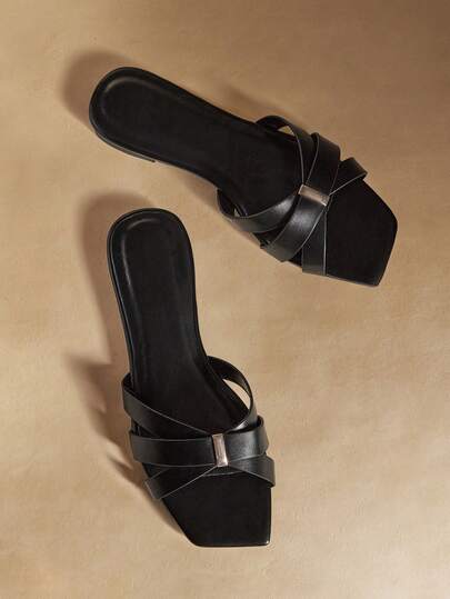 Rosivie Women's Black Criss-Cross Metal Decor French Elegant Vacation Flat Slippers