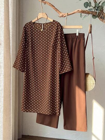 EMERY ROSE סט שני חלקים לנשים בסגנון כפרי, תחילת אביב, צווארון עגול, שסתום צד, חולצת עליונה ארוכה ומכנסיים בצבע חום עם נקודות וכיסים, צווארון עגול, שרוולים שלושה רבעי, כיסים