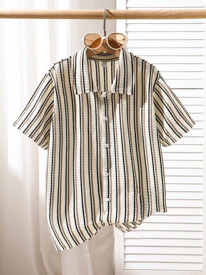 Mirajuku Tween BoyWaffle Textured Striped Collared Shirt, Comfortable Fabric Suitable For Daily Wear, Commuting, Casual Outings, Travel And Vacation. Can Be Paired With Shorts For A Simple, Clean And Fashionable Look.