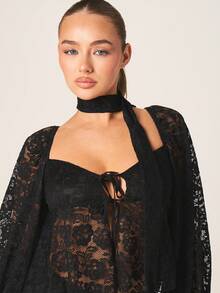 MISSGUIDED 蕾丝喇叭袖衬衫，系带领口设计，纽扣前襟，适合办公室、派对、晚宴等场合。 - 黑色 - 查看 5