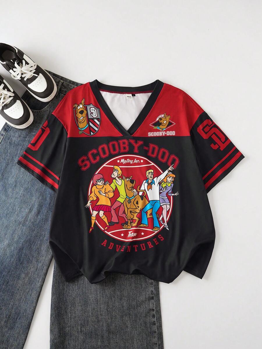 SCOOBY-DOO X SHEIN Áo thun nữ cỡ lớn phong cách thường ngày, kiểu dáng sinh viên, in chữ hoạt hình, cổ chữ V, phối màu tương phản, tay ngắn, dáng rộng. - màu đen - Xem 1