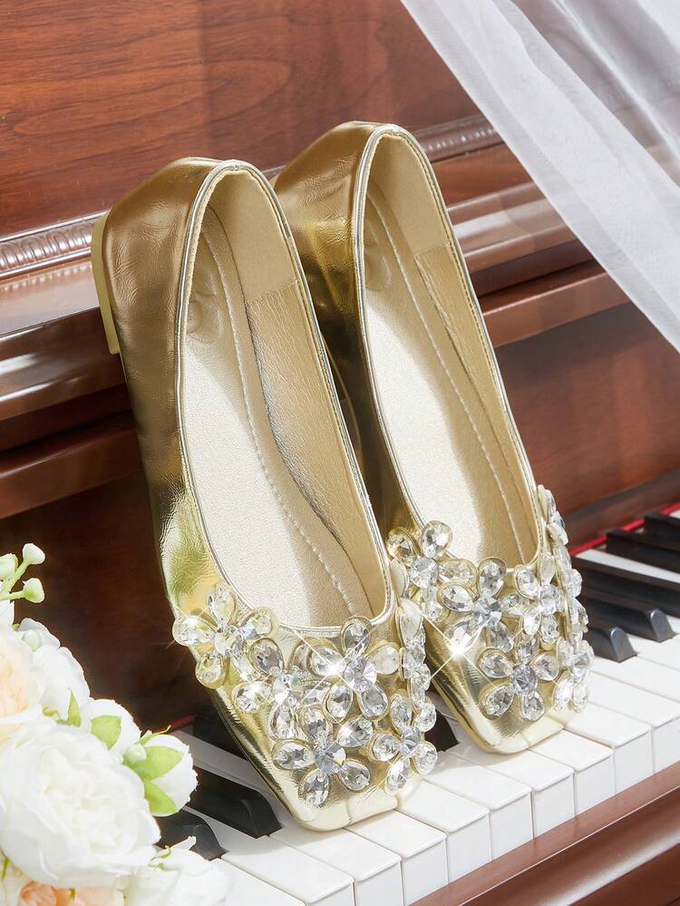 CUCCOO HITCHD Women's Rhinestone Flower Decor Casual Everyday Versatile Flat Shoes Valentine's Day Elegant Shoes