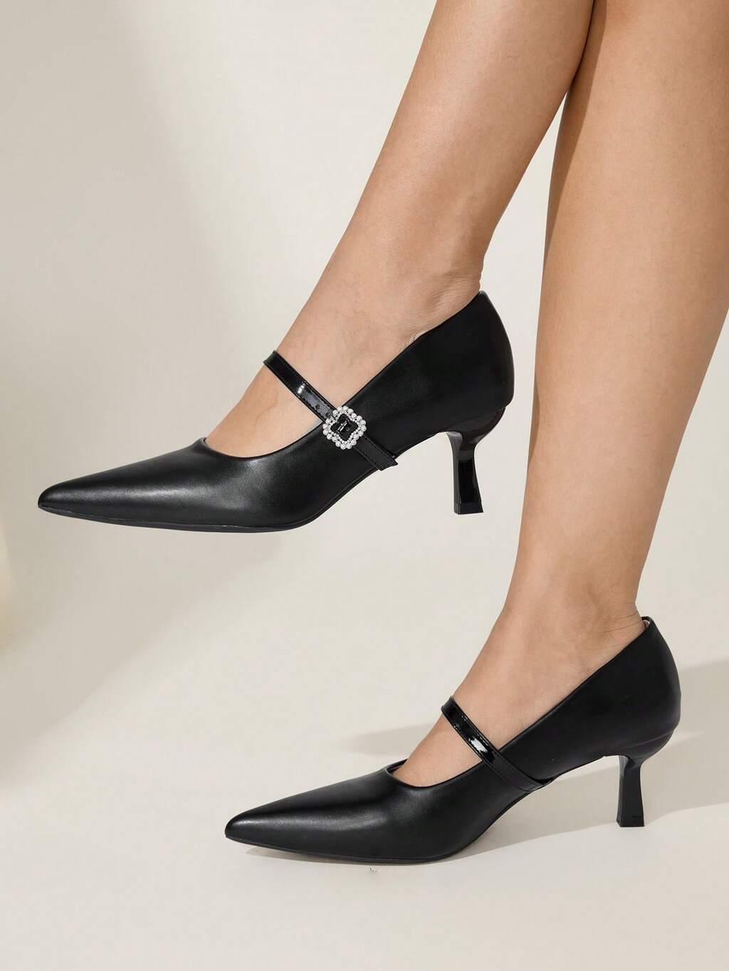 CUCCOO CHICEST Tacones altos de moda versátiles de uso diario con diseño de hebilla y punta puntiaguda, de ajuste ancho para mujeres