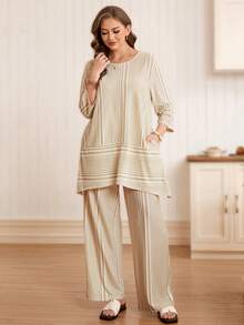 EMERY ROSE Conjunto de duas peças feminino plus size casual para férias e deslocamentos diários, com estampa listrada em blocos de cores, composto por blusa longa e calça pantalona. Ideal para primavera/outono. - Multicolorido - Ver 2
