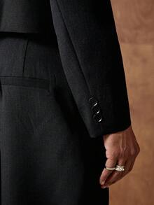 Business Casual Bộ vest nam đơn giản, màu trơn, cổ ve lật, túi nắp, gồm áo khoác ngắn và quần tây xếp ly, thích hợp cho việc đi làm hàng ngày. - màu đen - Xem 6