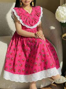 SHEIN Sukienka swobodna dla młodej dziewczyny z falbanką na dole i kolorowymi motywami kwiatowymi - Różowy - Zobacz 1