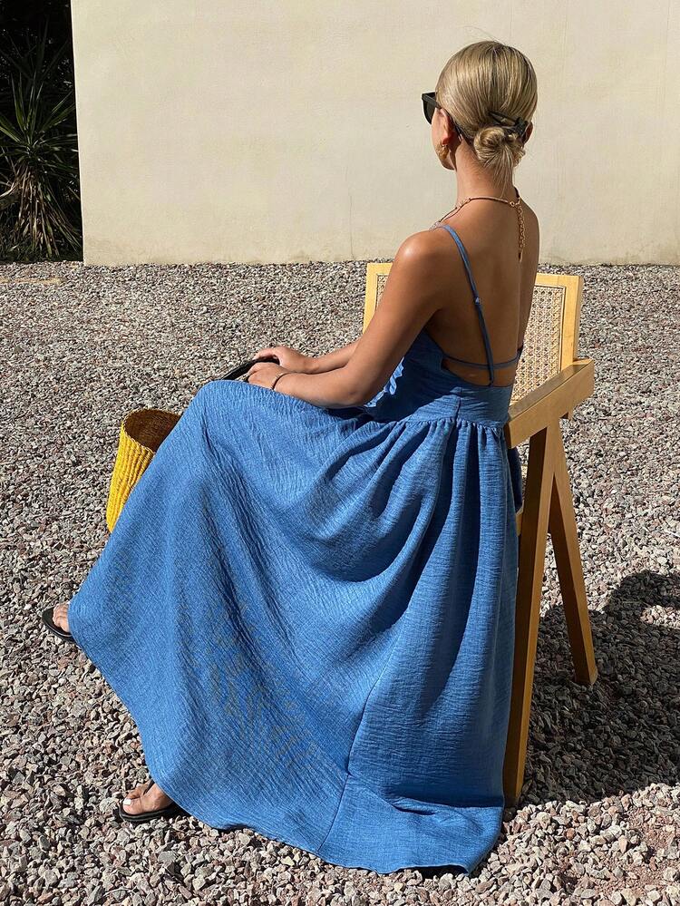 Women's Solid Color Textured V-Neck Pleated Fitted Camisole Midi Dress, Minimalist Style For Vacation Summer Sundress