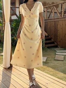 Livesso Spring & Summer Yellow Floral All-Over Print Fitted Midi Dress, Casual Beach Vacation Vibe, V-Neck Lace Patchwork Design - Yellow - View 5