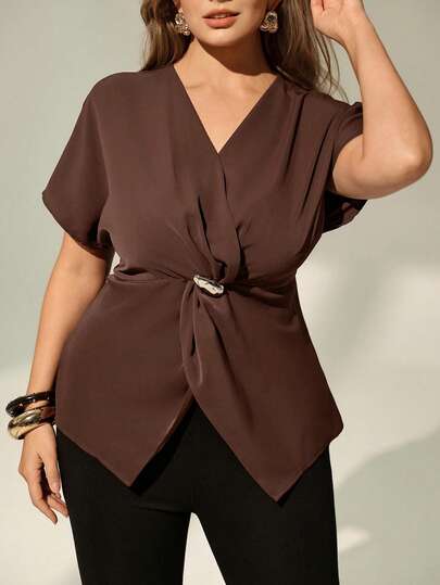 Auralis Plus-Size Women's Spring/Summer Fashionable Elegant Loose Comfortable Everyday Brown Short-Sleeved Top With Metal Buckle And V-Neck,Summer,Women Blouse,Going Out Tops Spring/Summer Blouse For Women Going Out Blouse For Women Spring/Summer Casual Elegant Vacation Blouse, Summer Tops