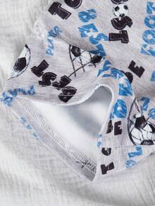 1 Set Pijama de parte superior de manga corta con cuello redondo y pantalones cortos con estampado de fútbol pintado a mano para niños, hecho de tela suave y elástica, combinación casual para interacción entre padres e hijos - Azul - Ver 5