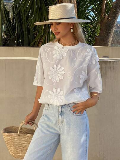 DAZY Women's Round Neck Short Sleeve Loose 3D Floral Textured Pullover Casual Shirt Summer