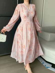 Dazy Plus Vestido largo elegante de gasa con estampado floral, cuello en V y cintura estilizadora, de manga larga, talla grande, estilo de vestido de verano para vacaciones - Rosa - Ver 5