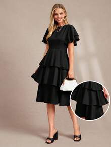 Vestido de mujer de unicolor con cuello redondo, dobladillo con volantes y capas - Negro - Ver 8