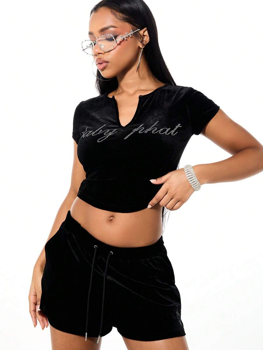 BABYPHAT Áo thun ngắn tay cổ chữ V bằng nhung mềm mại, đính đá lấp lánh, thích hợp cho nữ, thời trang thu đông. - màu đen - Xem 1