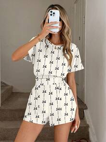 SHEIN LUNE Women's Casual Comfortable Vacation Chic Commute Abstract Geometric Line Pattern Crop Top And Shorts 2 Pieces Set, Spring/Summer - Multicolor - View 3