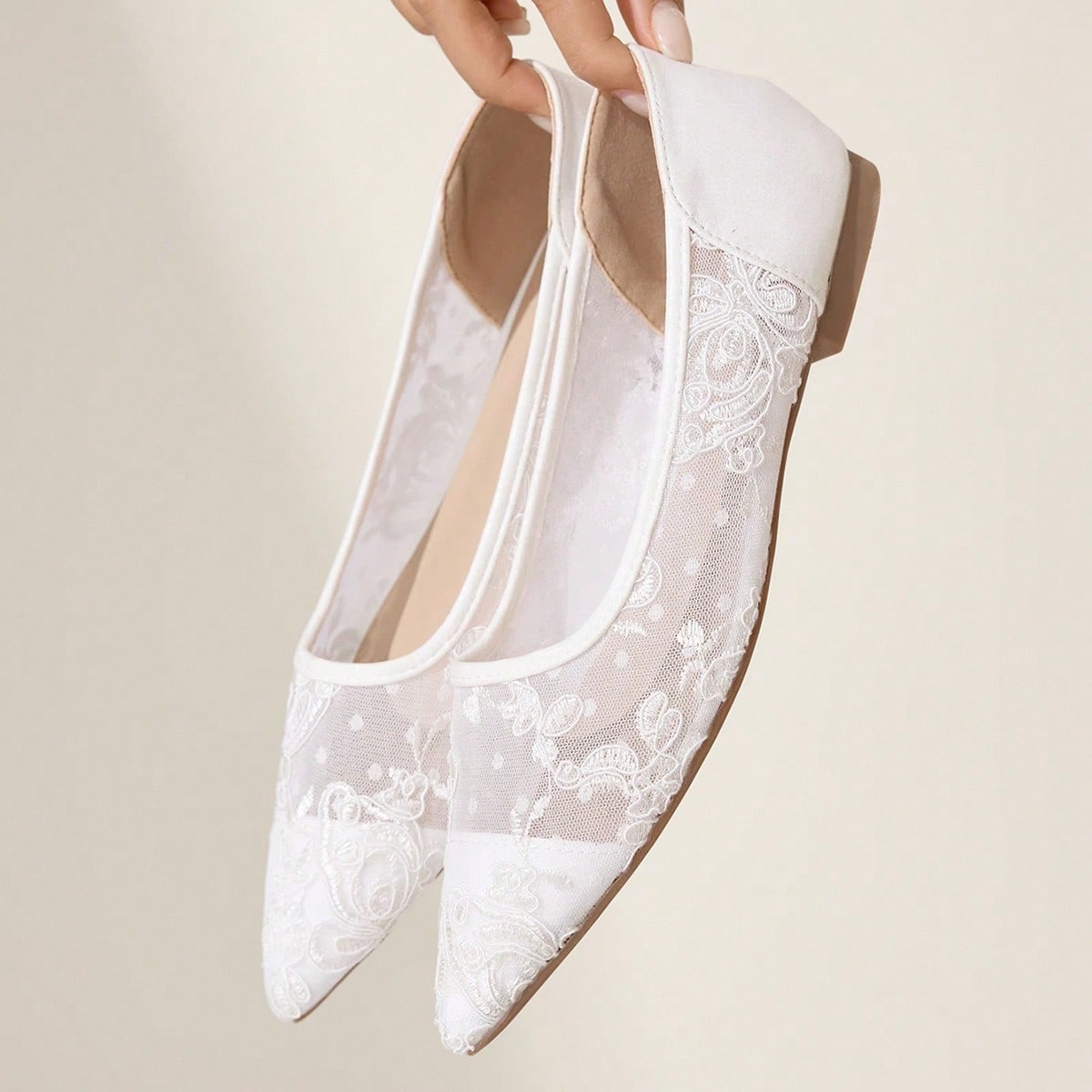Zapatos de mujer de moda, de punta, de suela plana, de malla blanca, elegantes, cómodos, versátiles y de suela plana para mujer