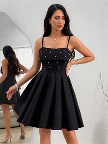 EURMUSE Robe ajustée et évasée avec bretelles spaghetti noires ornées de détails en strass, robe spécialement conçue, robe élégante - Noir - Voir 4
