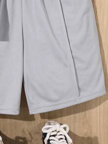 Bộ 2 món cho bé trai tuổi teen, gồm áo thun cổ tròn tay ngắn in chữ và quần short, thích hợp đi làm, đi học, mặc hàng ngày, chơi thể thao, mùa xuân/hè. - Xám - Xem 6