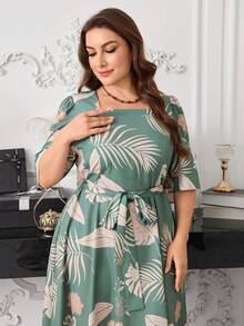 Modelyn Women's Square Neck Short Sleeve Printed Elegant Plus Size Dress - Green - View 3
