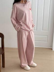 DAZY Conjunto de pijama holgado de 2 piezas con rayas y decoración de manzana linda para mujer - Rosa - Ver 6