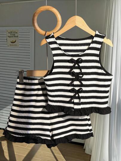 2pcs Tween Girls Summer Striped Bowknot Sleeveless Crop Top & Ruffle Shorts Set, Sweet & Spicy Style, Non-Fleece, Perfect For Parties & Summer Outings