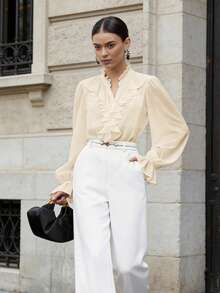 BizChic Nouvelle blouse femme à col volant multicouche crème/abricot, avec poignets élastiques. Polyvalente pour l'été, le bureau, le travail, les occasions sociales, formelles, Pâques, la Saint-Patrick, la remise des diplômes, la maternité, élégante, pour les déplacements urbains, décontractée, romantique, style vintage des années 90, robe de fête, vacances à la plage, mode de remise des diplômes, garde-robe de base - Nude - Voir 2