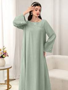 Yasmyna Áo sơ mi xanh thanh lịch tay phồng thêu hoa - màu xanh lá - Xem 5