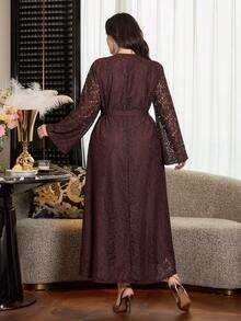 Modelyn Vestido elegante de talla grande con unicolor, patchwork de encaje, cuello en V acanalado, manga larga, cintura ceñida, regular, primavera/otoño - Marrón - Ver 2