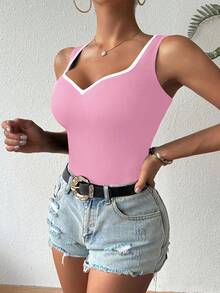 Chiquease Top ajustado sin mangas con cuello en forma de corazón de color contrastante - Rosa Pálido - Ver 4