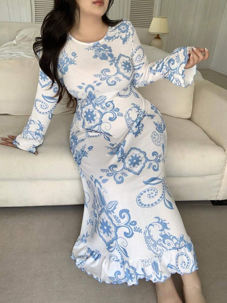 Dazy Plus Plus Size All-Over Print Fitted Crew Neck Elegant Long Sleeve Nightgown