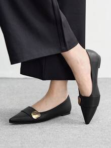 CUCCOO BIZCHIC Chaussures à bout pointu  enrobé noir avec bouton décoratif doré, design simple, polyvalentes pour le travail, les déplacements et l'usage quotidien - Noir - Voir 4