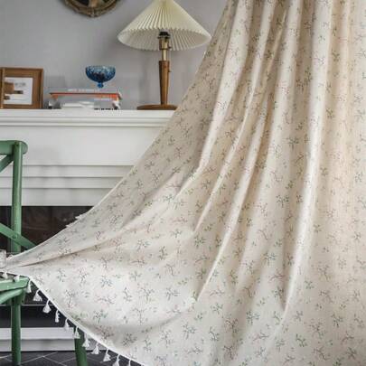Uma Cortina Blackout com Estampa Floral Pequena, Estilo Casual Boêmio Fresco e Simples, Feita à Mão em Linho Bege com Franjas, Decoração para Quarto de Casa, Adequada para Casamento, Hotel, Cozinha, Sala de Jantar, Sala de Estar, Festa, Quarto, Decoração de Feriados, Disponível em Todas as Estações