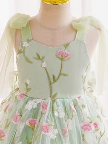 SHEIN Glamorique Kids 花童、生日派对、婚礼、节日礼服、女童公主裙、幸运大蝴蝶结、花卉网纱蓬蓬裙、参加派对或特殊场合、华丽连衣裙、可爱、美丽、四季皆宜、复活节、夏季、优雅派对礼服 - 綠色 - 查看 4