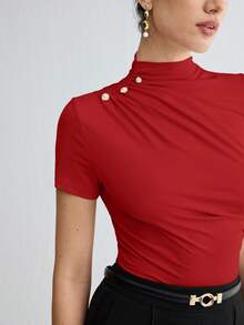 BizChic Áo thun ôm dáng màu đỏ, vai nhún, đính cúc kim loại, đa năng cho mùa xuân/hè, phù hợp cho Lễ Phục Sinh, Ngày Thánh Patrick, đi làm, mặc hàng ngày, phong cách thường ngày, lãng mạn, retro thập niên 90, dự tiệc, đi biển, lễ tốt nghiệp, kỳ nghỉ, dự đám cưới, ăn sáng muộn, ở sân bay. - Đỏ - Xem 7