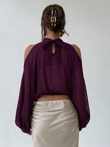 Aloruh Women's Elegant Pleated Lantern Sleeve Cropped Top, Summer - Purple - View 2