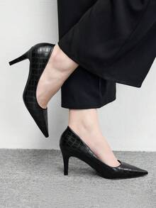 CUCCOO BIZCHIC 女士尖头细高跟黑色压纹简约高跟鞋，适合户外通勤、日常穿着、工作、聚会、宴会等场合。 - 深黑 - 查看 3