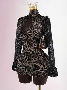 SaltGleam SaltGleam Vestido mini sexy con cuello de encaje negro, botones y calado para mujeres - Negro - Ver 1