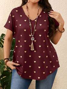 Rosumi 女士加大码爱心印花V领蝙蝠袖短袖T恤，夏季度假V领上衣，外出上衣 - 酒紅色 - 查看 2