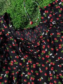 Flirla Plus Size Cute Girl Doll Collar Strawberry Print Blouse - Black - View 6