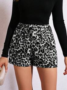 Lavishia Pantalones cortos con bolsillos en ángulo con estampado de leopardo, conjunto de ropa de mujer para otoño - Gris - Ver 3