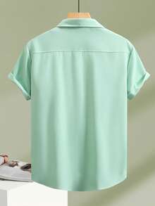 Manfinity Homme Chemise décontractée à manches courtes et boutonnée de couleur unie pour hommes, idéale pour les vacances - Vert menthe - Voir 2