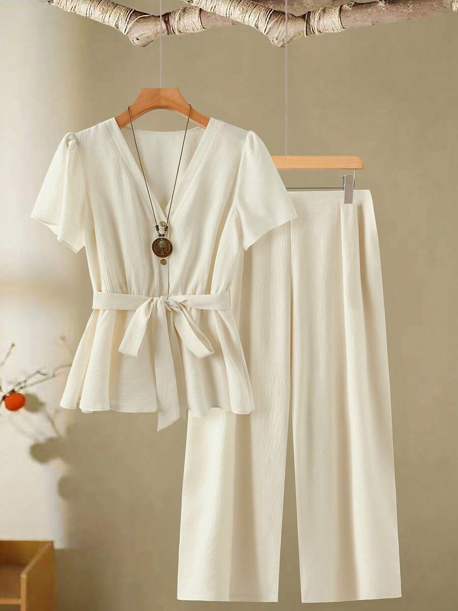 Linhara Set da 2 pezzi composto da top a maniche corte e pantaloni color albicocca, stile casual e minimalista, con cintura, taglie comode - Albicocca - Visualizzare 1